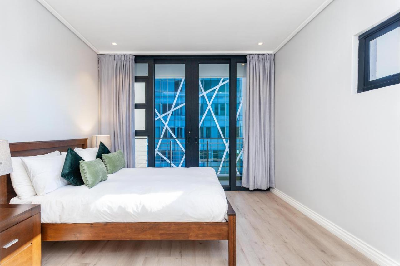 Luxuriuous 1 Bedroom In 16 On Bree Apartment Cape Town