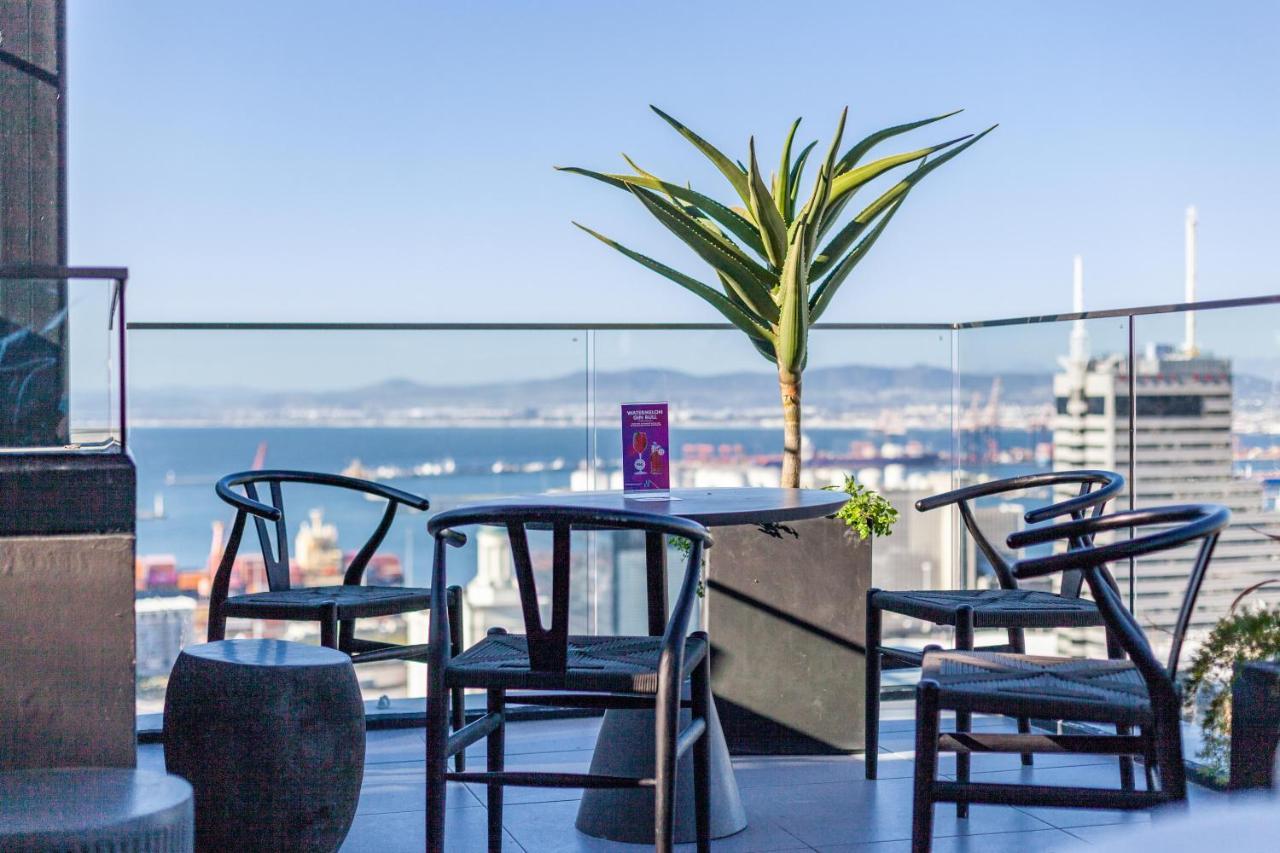 Luxuriuous 1 Bedroom In 16 On Bree Apartment Cape Town